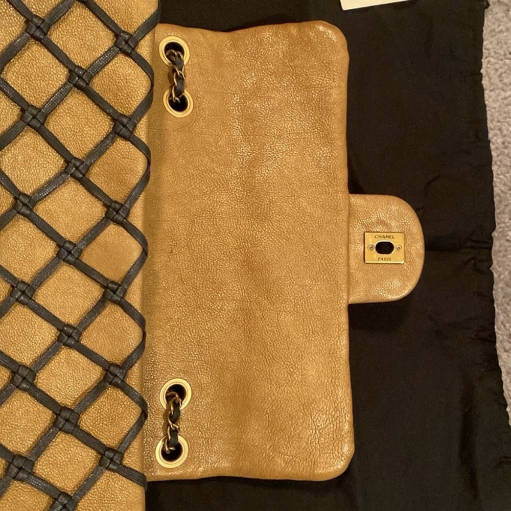 CHANEL•Limited Edition Canebiers Flap bag • - Picture 10 of 13